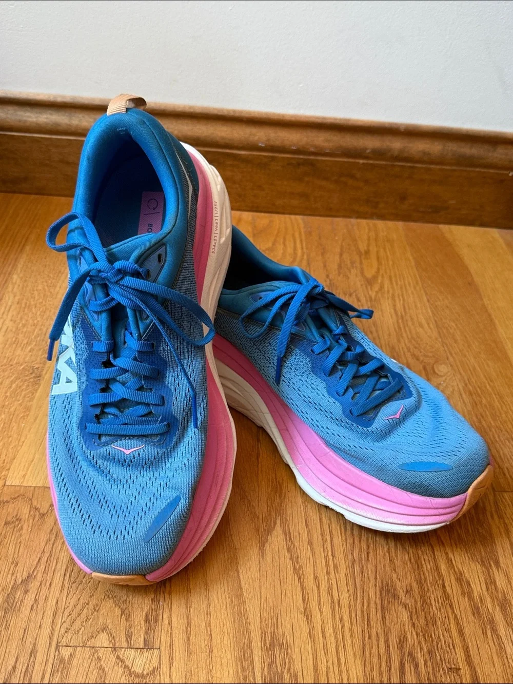 Hoka Bondi 8 Running Shoes Coastal Sky All Aboard Limited Edition Women’s Sz 10